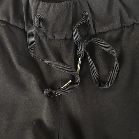 Lululemon On the Fly 7/8 Pant Black Luxtreme 10 - Picture 5 of 6